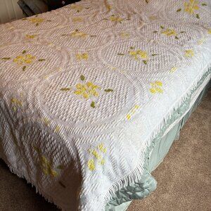 Chenille Esque Yellow Floral Bedspread 104 x 72" w Finge
